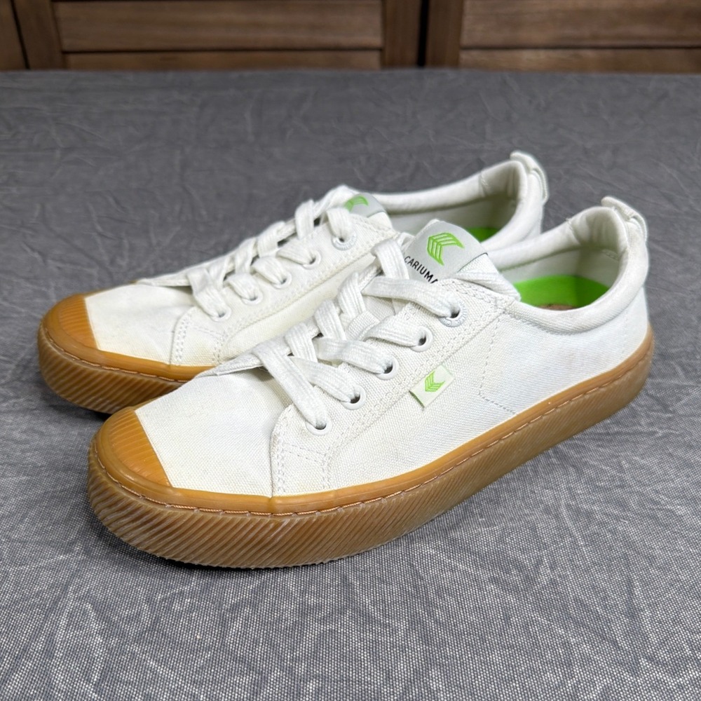 Cariuma Sneakers Womens 8.5 OCA Low Off White Gum Canvas Sustainable GUC